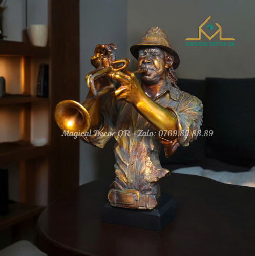 Tượng Nghệ Sĩ Thổi Kèn