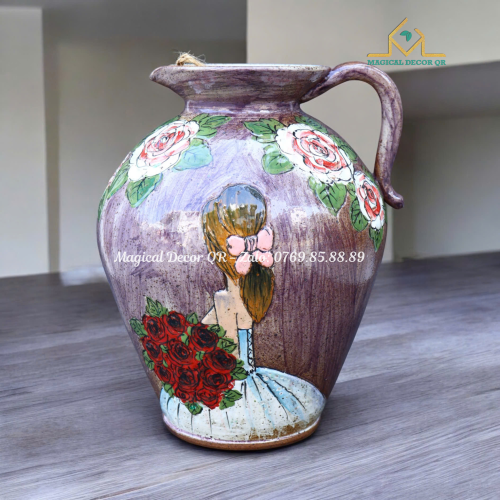 Vuốt tay thiếu nữ hoa hồng